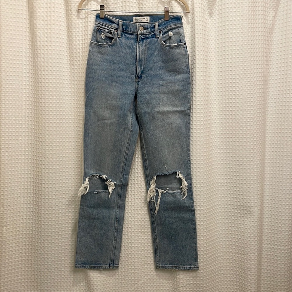 Abercrombie 90s Straight Ultra High Rise